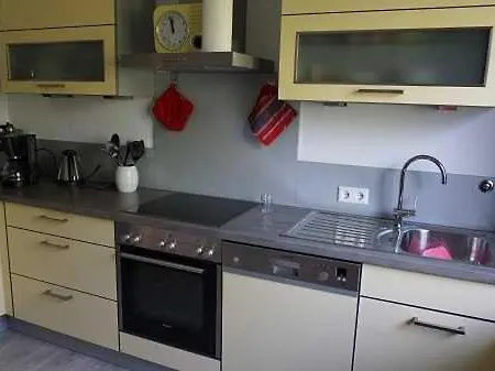 Cecilia Apartment