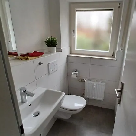Cecilia Apartment *